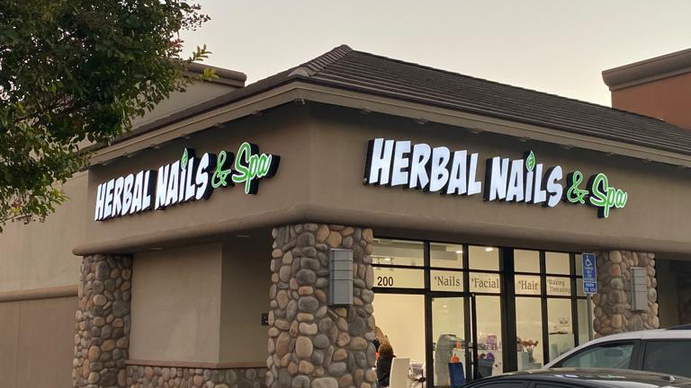 HERBAL NAILS & SPA - EASTVALE, nail salon in Eastvale, California