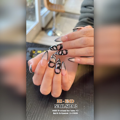 Hi - End Nail Spa 2