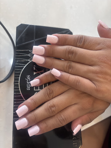Holic Nails & Spa (FKA Polishme Nails & Spa)