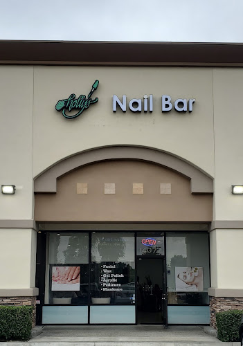Holly's Nail Bar