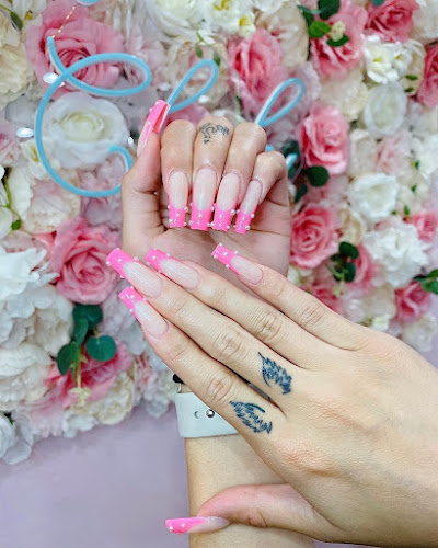 Hot Trend Nail Club Huntington Beach