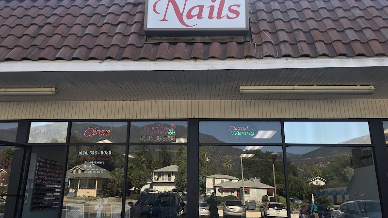 Idol Nails