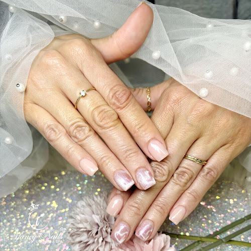 iFancy Nails Lounge & Spa