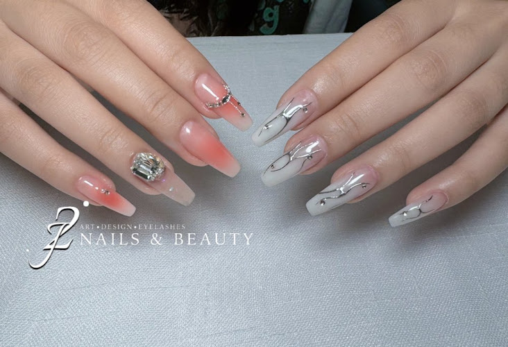 J2 Nails & Beauty, nail salon in Orange, California