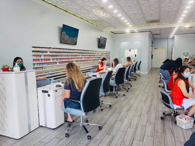 KD Nails and Spa, nail salon in Loomis, California