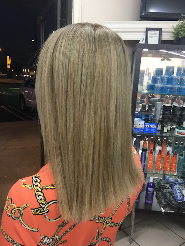 Kim's Hair & Nails