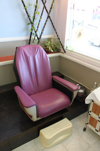 King Harbor Nails Spa
