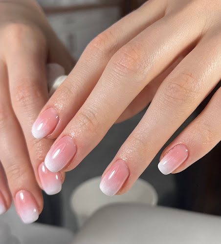 Klou nail studio