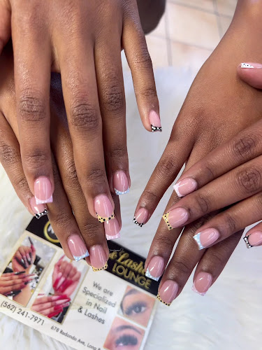 KM Nails & Lashes Lounge