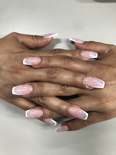 Kristin Nail Spa, nail salon in Canoga Park, California
