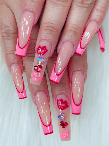 La Beauté Nails