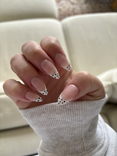 La Fleur Hair & Nail Spa
