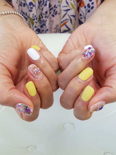 La La Nail, nail salon in Los Angeles, California