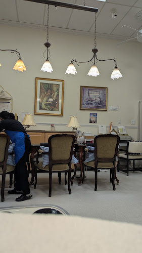 La Monique's Nail Salon, nail salon in Mountain View, California