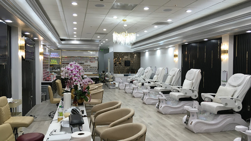 La Noir Nail And Lashes Salon Cypress CA