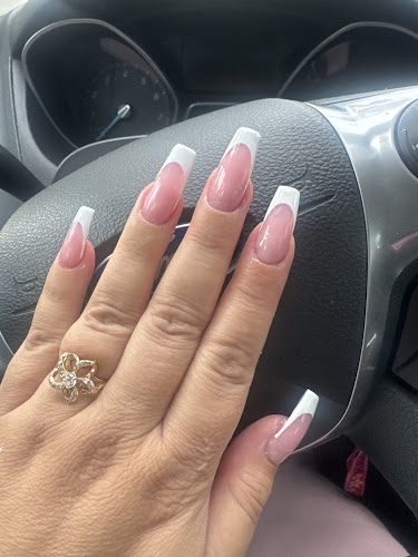 La Spa Nails