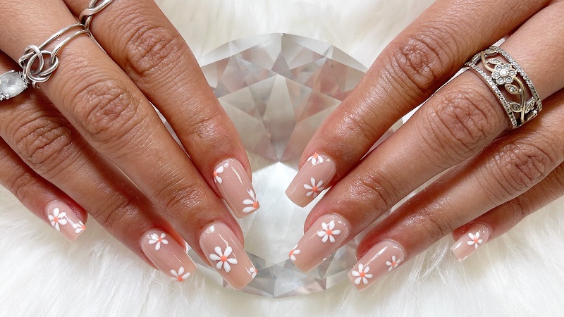 La Woman Nail Salon & Boutique
