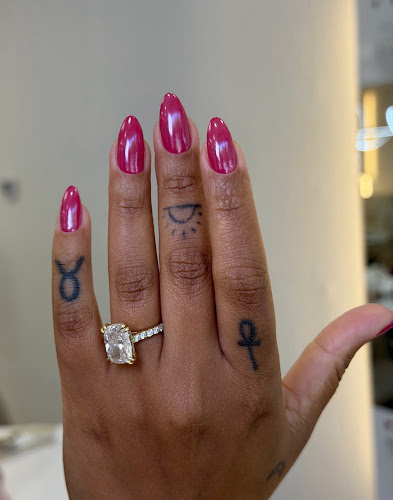 ÉLAN Nail & Lash Studio
