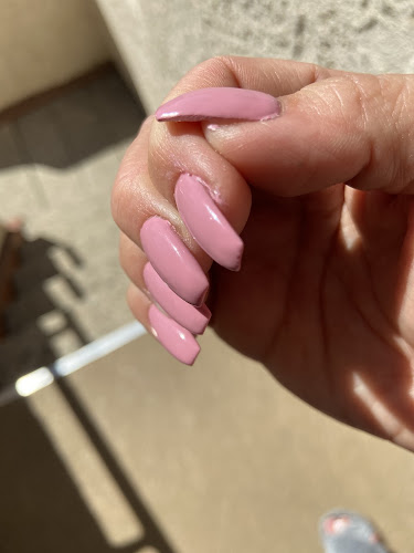 Lani's Nails Salon