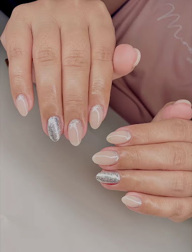 Lavie Nails & Spa (10% OFF Coupon Code)