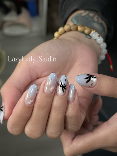 Lazylady Nail Studio
