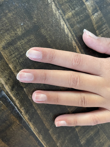 Lee's Magic Nails