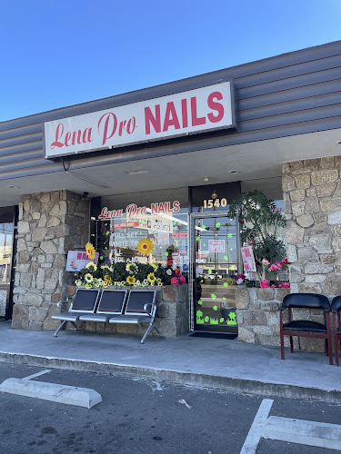 Lena Pro Nails