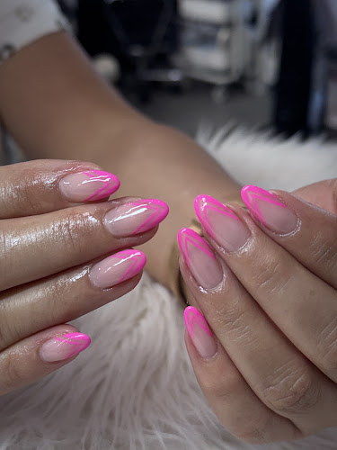 Lena's Nails & Spa