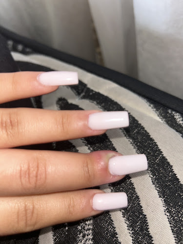 Lily Nail & Spa