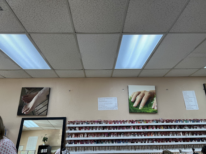 Lily Nail Salon