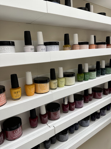 Linda Nails & Spa, nail salon in San Dimas, California