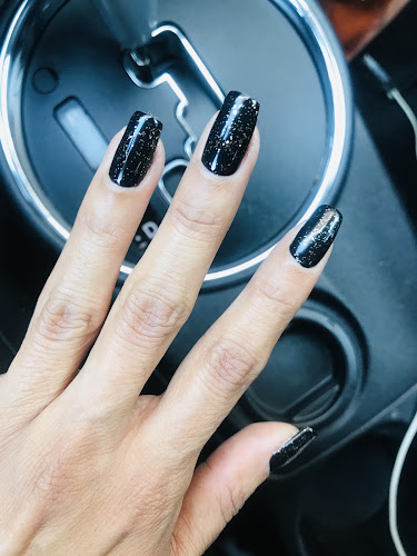 Lisa Hair & Nails
