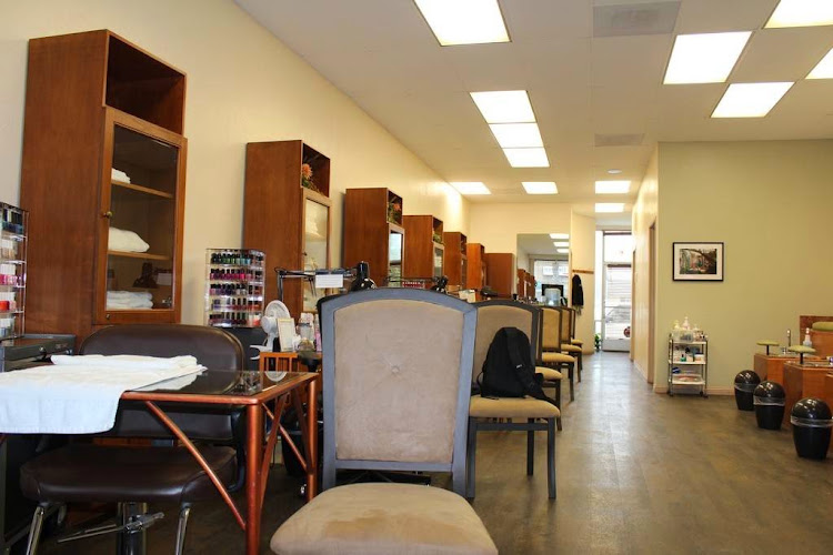 Los Encinos Nail Salon, nail salon in Encino, California