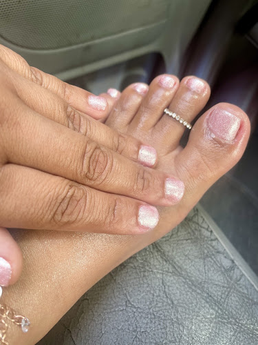 Love nails & spa Inc