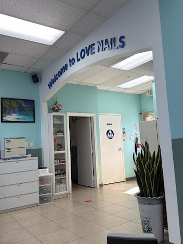 Love Nails, nail salon in Santee, California