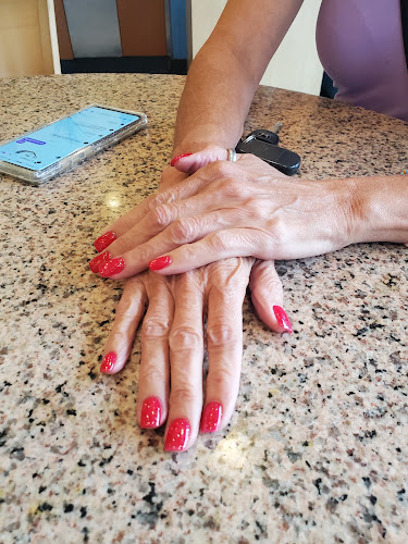 Lovely Nails, nail salon in Lawndale, California