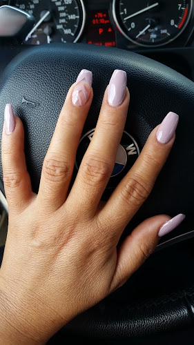 Lucky Nails