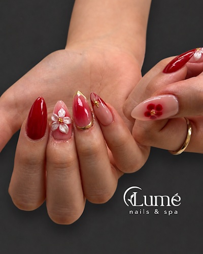 Lume Nails & Spa