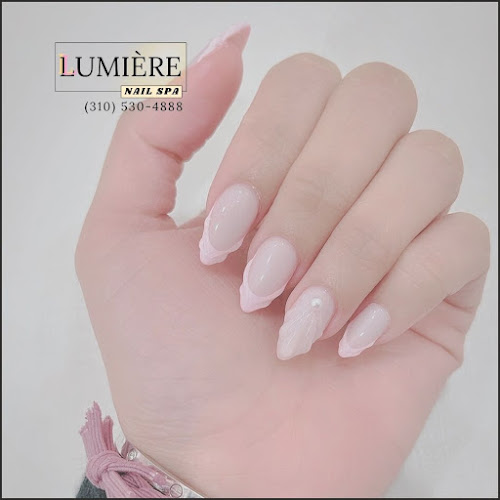 Lumiere Nail Spa (Impression)