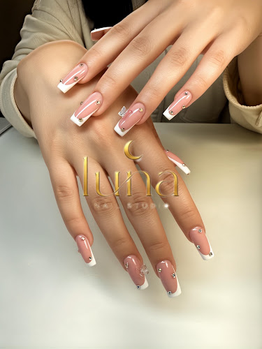 Luna Nail Studio