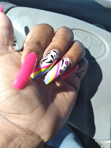Lush Nails Spa, nail salon in Newark, California