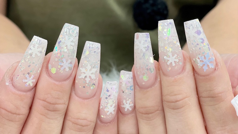 Luv Nails
