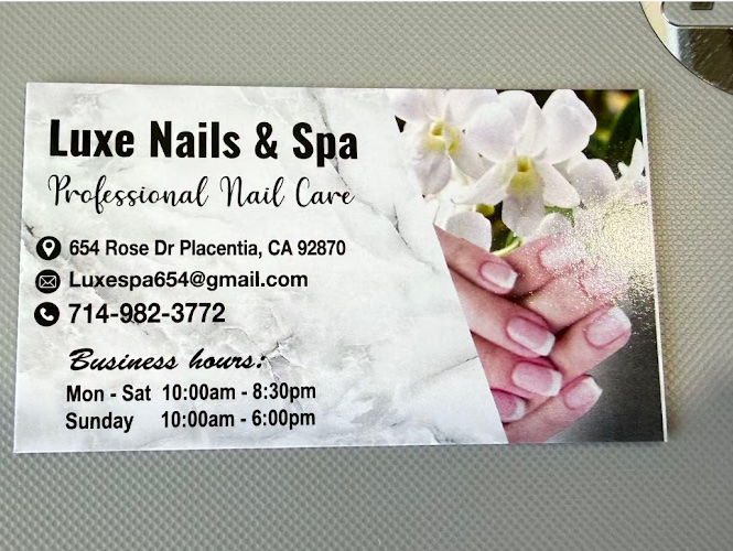 Luxe Nails & Spa