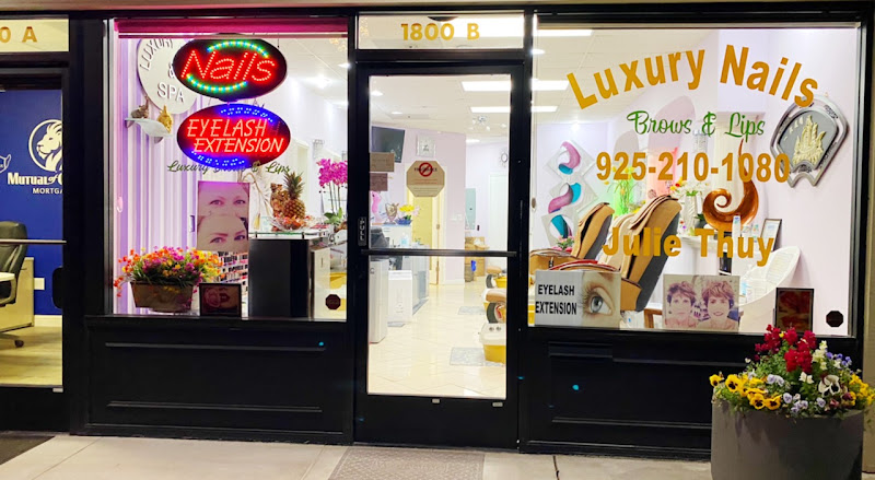 Luxury Nails Brows and Lips, nail salon in Walnut Creek, California