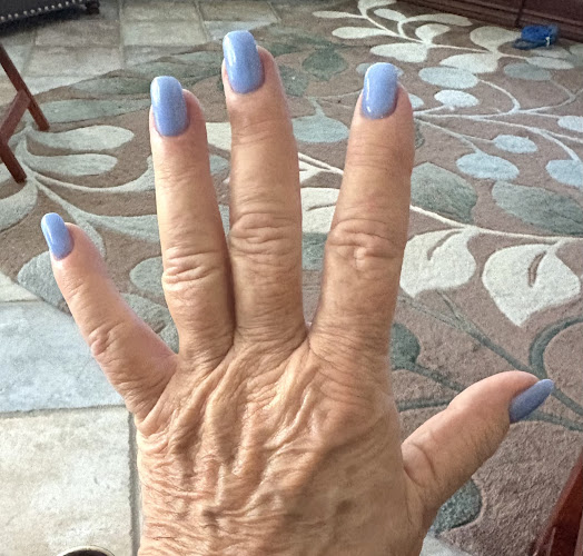 Luxury Nails, nail salon in Fountain Valley, California