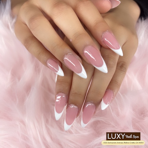 Luxy Nail Spa
