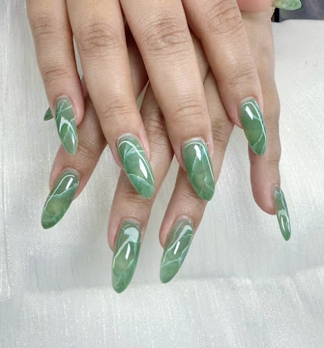 M2 Nails Art