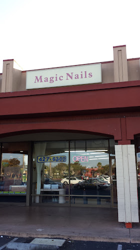 Magic Nails