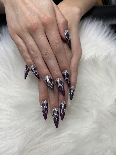 Mallory Vu Nails & Hair