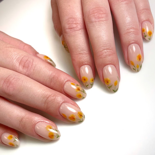 Marissa-issa Nails